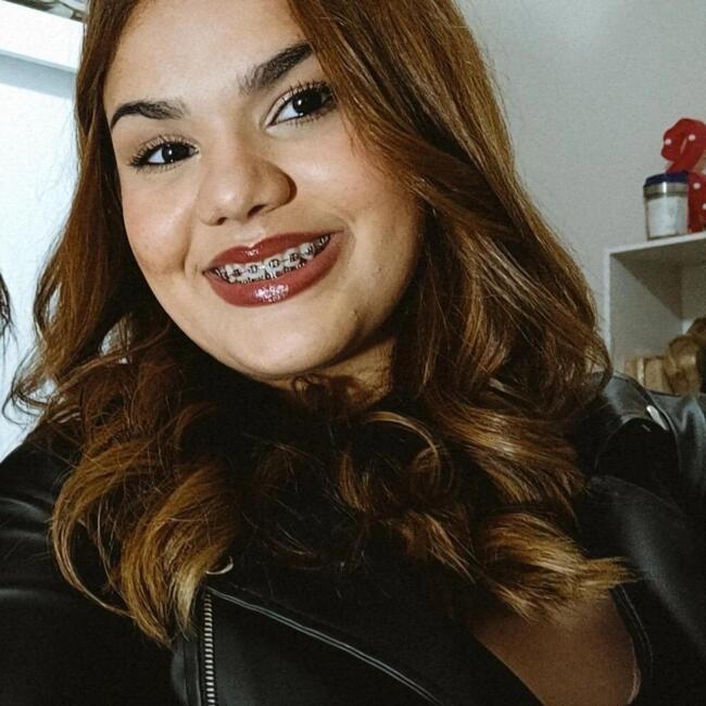 Babysitter in Jaú: Amanda