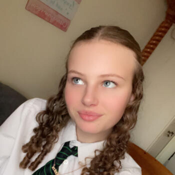 Babysitter in Peacehaven: Frankie