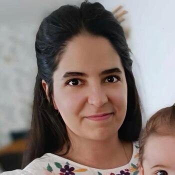 Babysitter in Setúbal: Julie