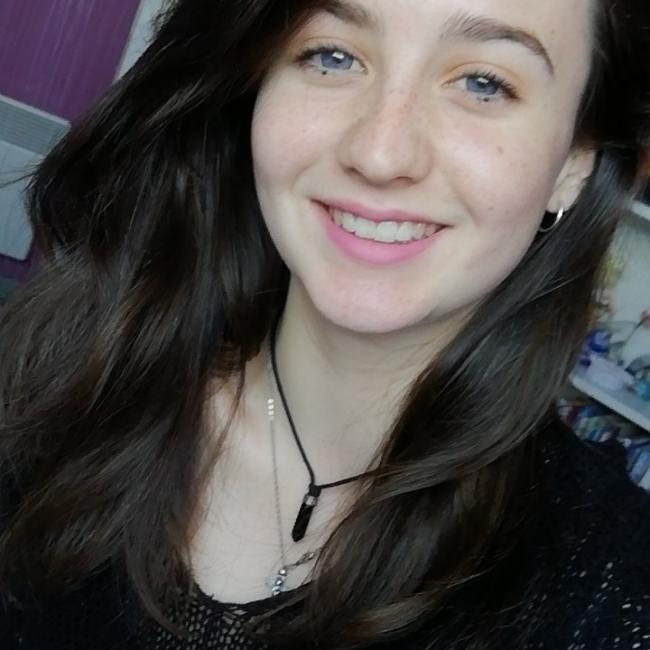 Babysitter in Reims: Laure