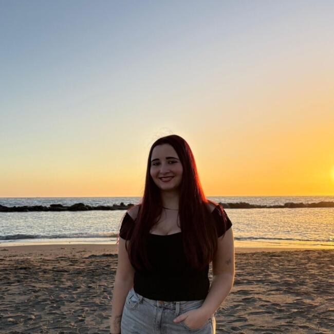 Babysitter in Benahadux: Lucia