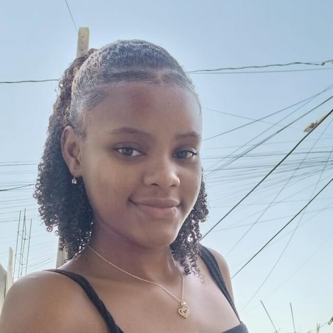 Babá em Campos dos Goytacazes: Taylane