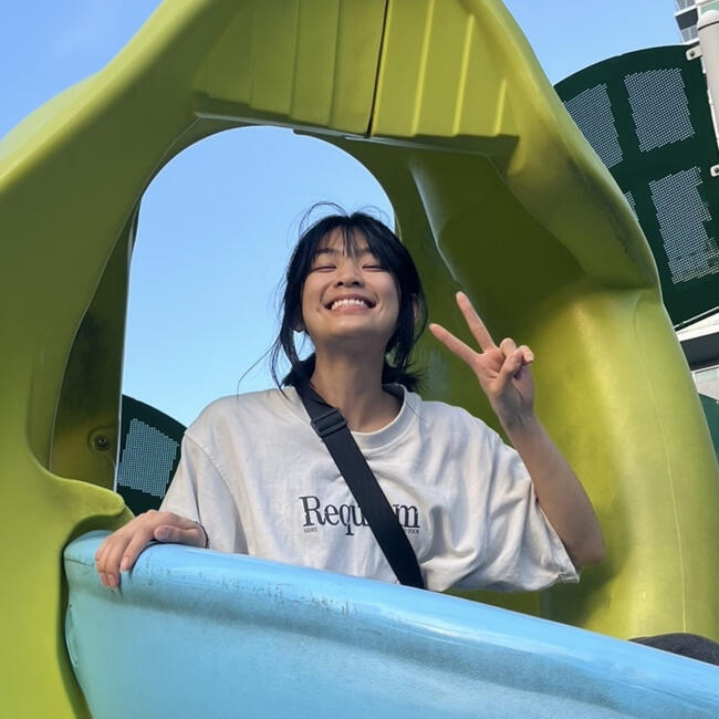 Babysitter in Whitby: Kelly