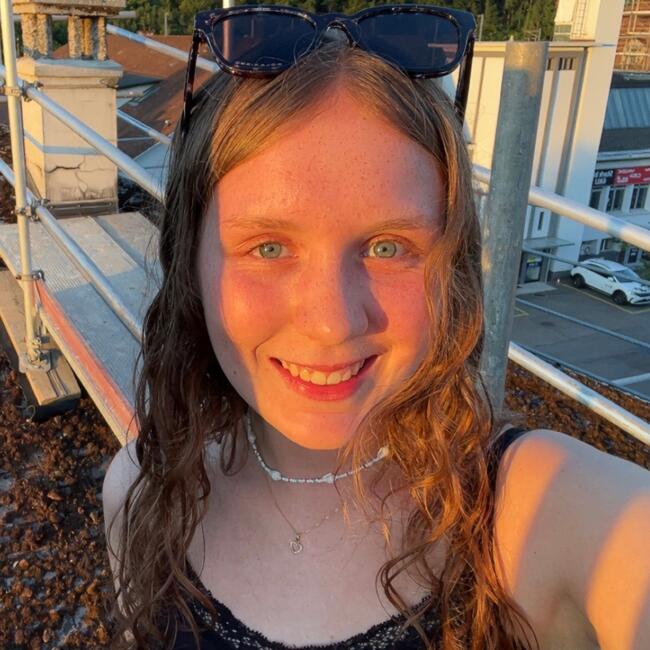 Babysitter in Sissach: Lia