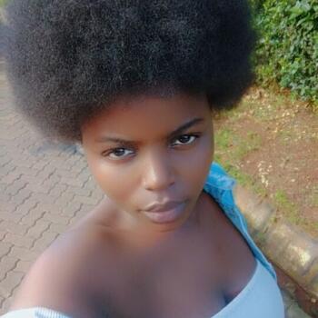 Babysitter Nairobi: Velmah