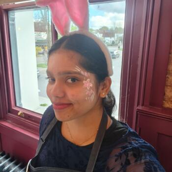 Babysitter Luton: Merlin