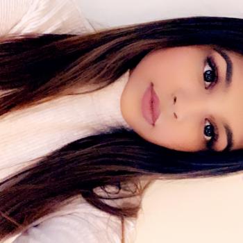Baby-sitter in Richmond: Shania