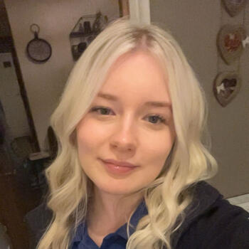 Babysitter Kidderminster: Alisha