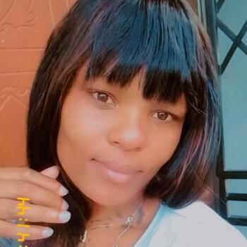 Babysitter in Vosloorus: Sasalethu