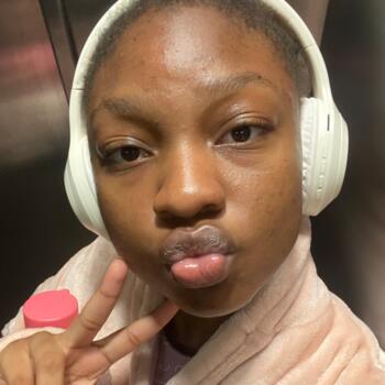 Pengasuh di Petaling Jaya: Khey