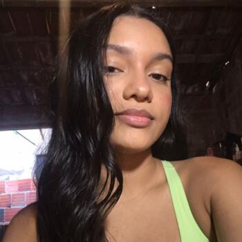 Babá em Fortaleza: Yasmim