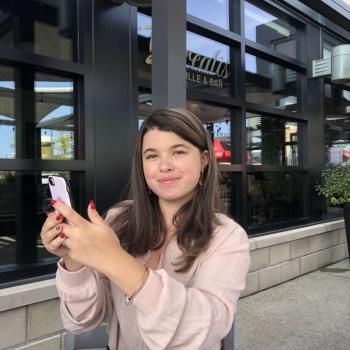 Babysitter in Cambridge: Victoria