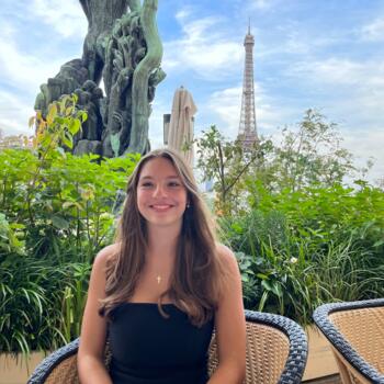 Babysitter in Lyon: Ombeline