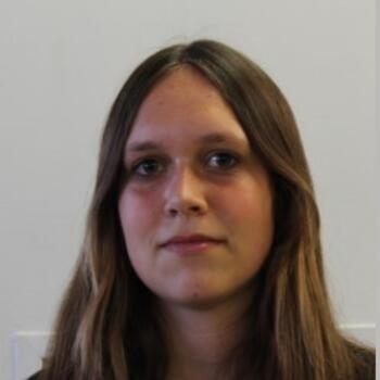 Baby-sitter Gondecourt: Emy