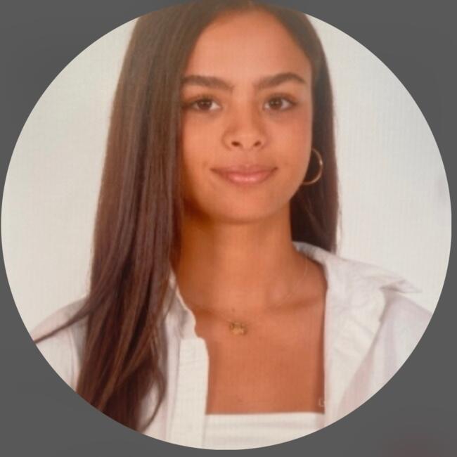 Canguro en Murcia: Natalia