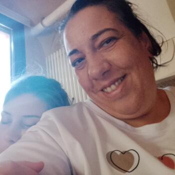 Babysitting job in Castelnovo di Sotto: babysitting job Emanuela