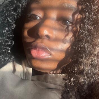 Babysitter in Troy: Keyara