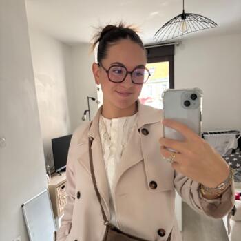 Babysitter in Clermont-Ferrand: Paola