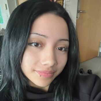 Babysitting job in Brampton: babysitting job Lucy