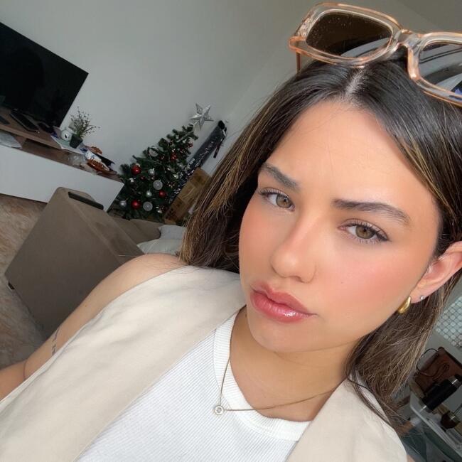 Babysitter in Montevideo: Belen