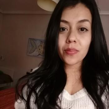 Babysitter in Elche: Monica