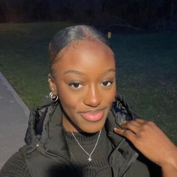 Baby-sitter in Montmagny: Sheryl