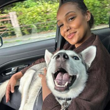 Babysitter in Bonne: Ashley