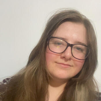 Babysitter in Northwich: Courtney