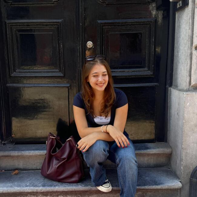 Babysitter in Etterbeek: Andrea