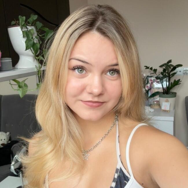 Opiekunka do dziecka w Olsztyn: Julia