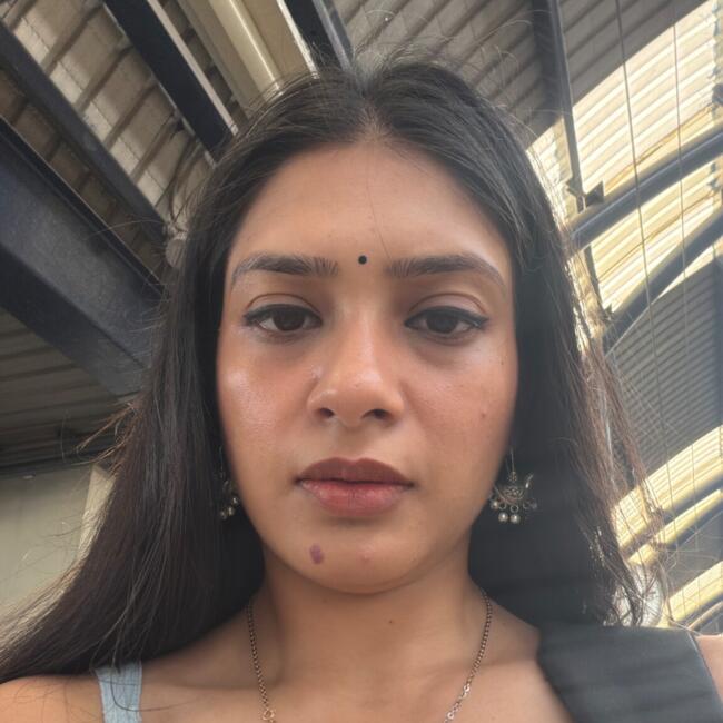 दिल्ली में बेबीसिटिंग की नौकरी: Radhika