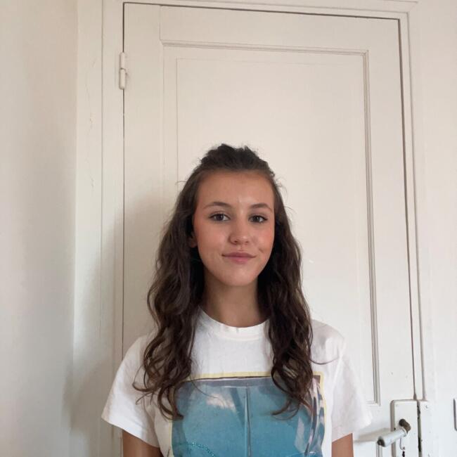 Babysitter in Montrouge: Joséphine