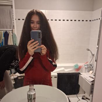 Babysitter in Caen: Éloïse guérault
