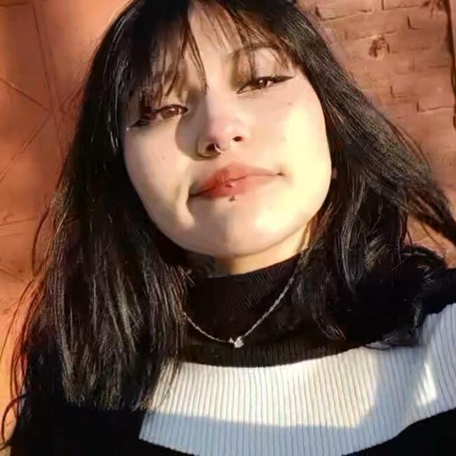 Babysitter in San Bernardo: Hellen 