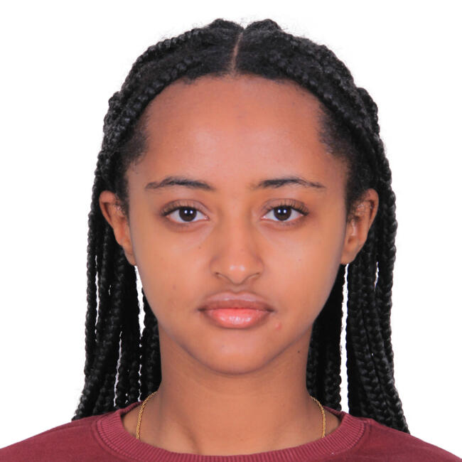 جليسة أطفال في دبي: Liya