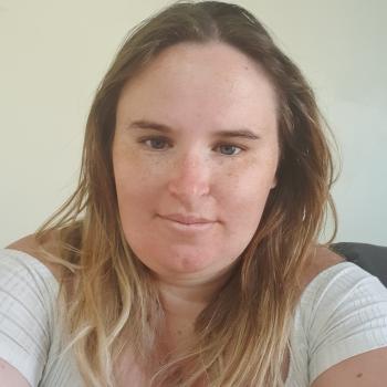Babysitter Swindon: Amy