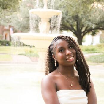 Babysitter in Dallas: Jordyn