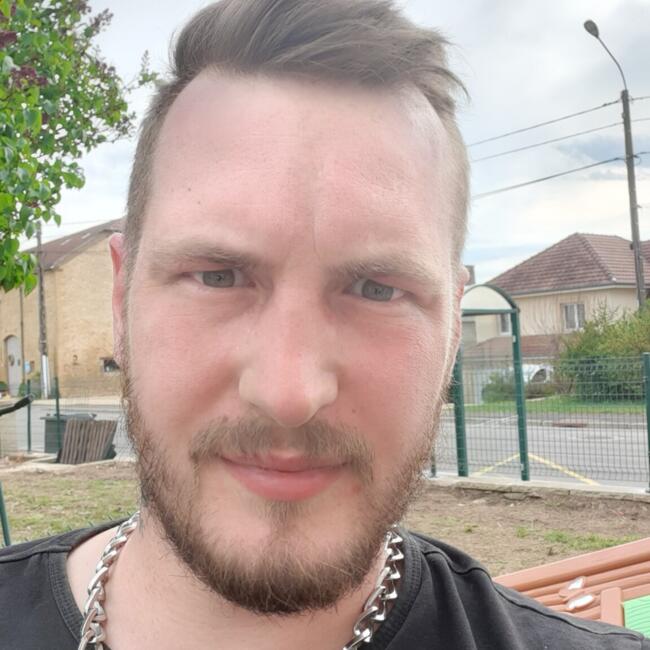 Babysitting job in Argenton-sur-Creuse: Yohan