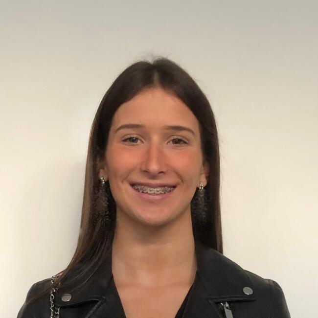 Babysitter in Dax: Charlotte