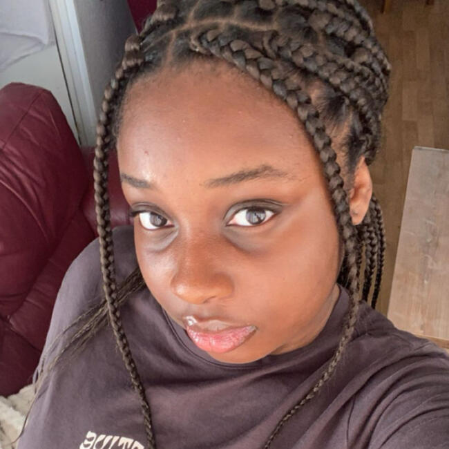 Babysitter in Sarcelles: Lea