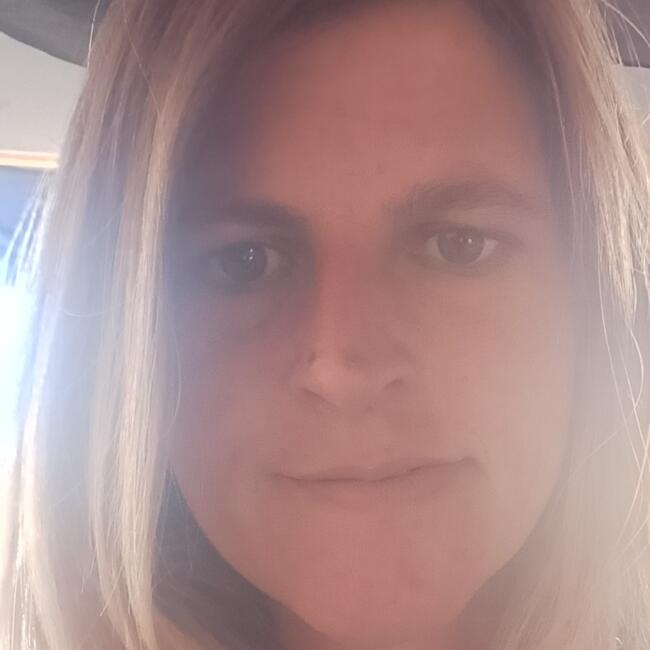 Babysitter in Knysna: Roelien