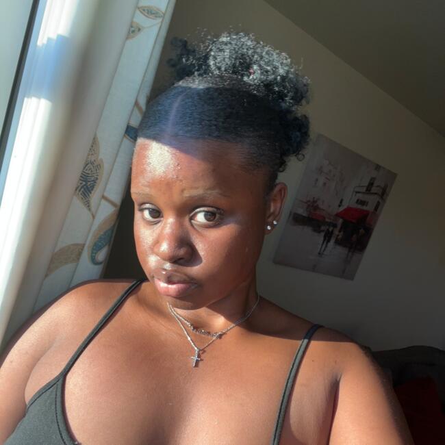 Babysitter in Crewe: Lusungurachel