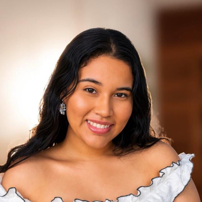 Babysitter in Panama City: Valentina