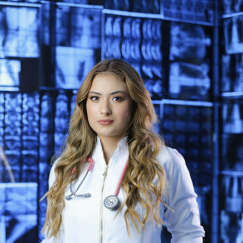 Babysitter in Campo Grande: Isadora