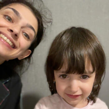 Babysitting job in High Wycombe: babysitting job Helia Cristina