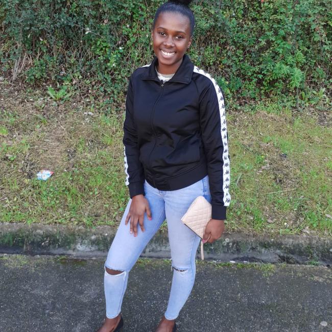 Babysitter em Sintra: Jéssica