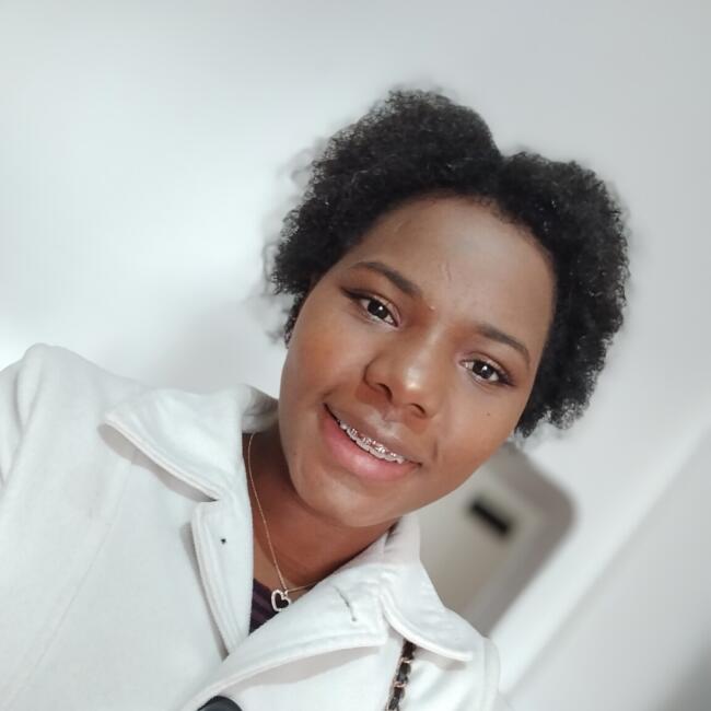 Babysitter in Monza: Yuliani