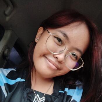 Pengasuh di Tuaran: Arlynne