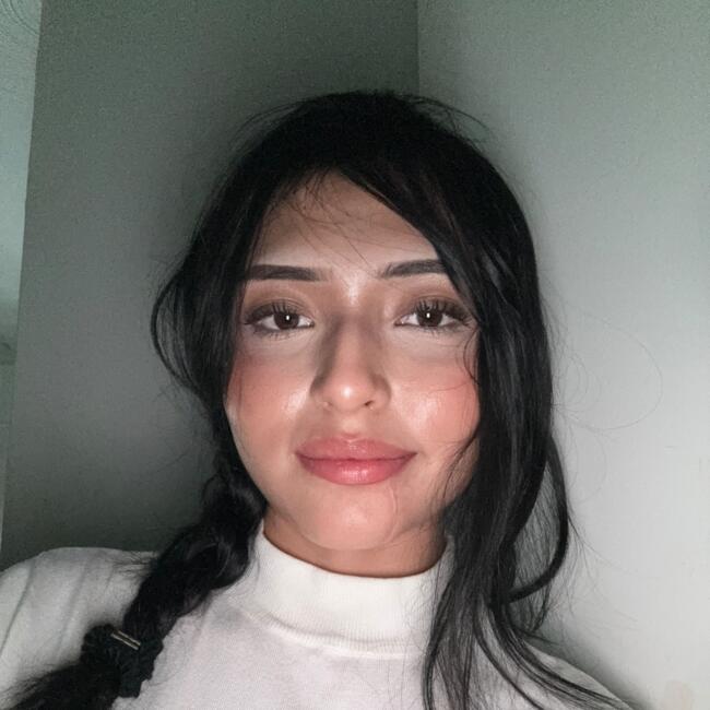 Baby-sitter in Toronto: Valeria