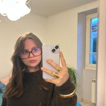 Babysitter in Bordeaux: Célia